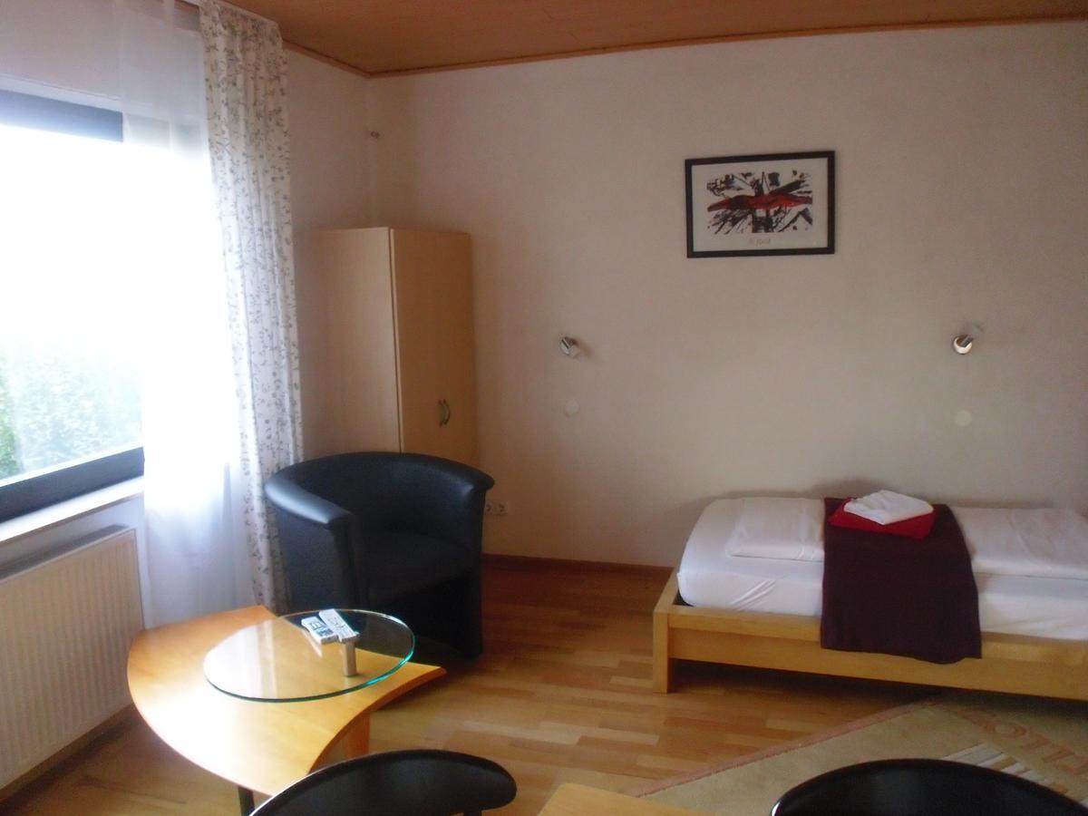 Hotel Saarland Lebach Phòng bức ảnh