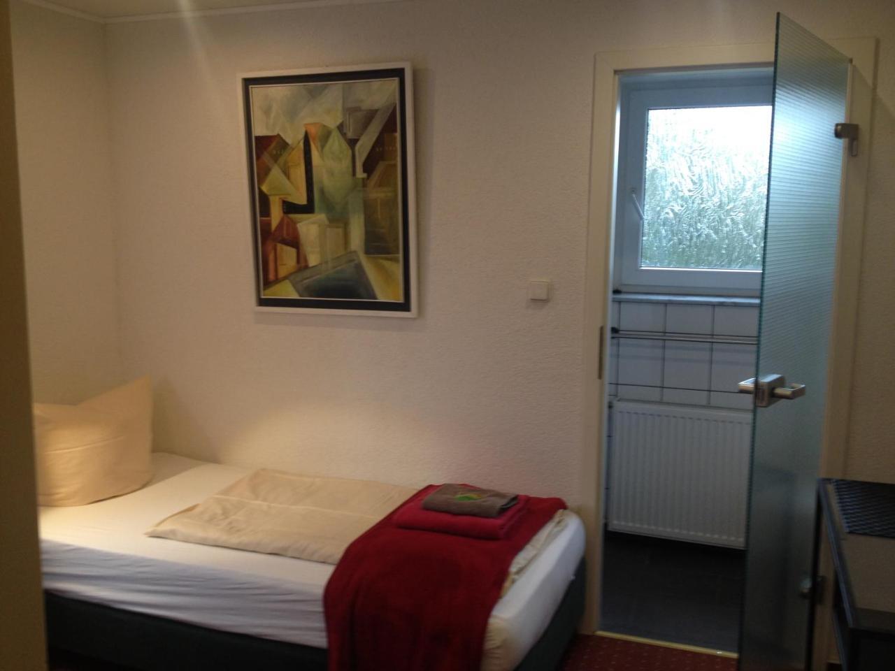 Hotel Saarland Lebach Ngoại thất bức ảnh