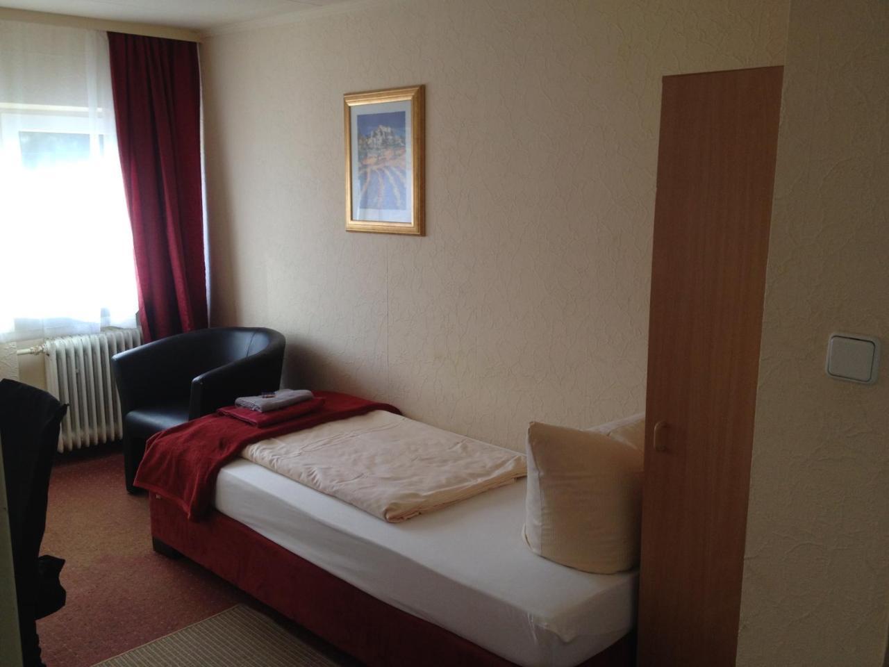 Hotel Saarland Lebach Ngoại thất bức ảnh